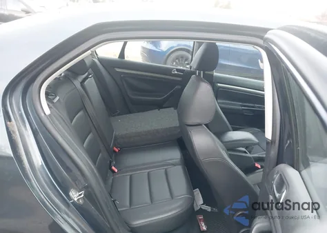 2010 Volkswagen Jetta Limited Edition from USA, damaged, VIN 3VWRZ7AJ1AM120429